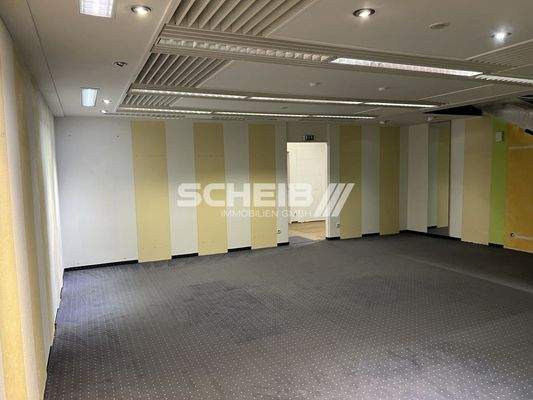 gute Innenaustattung, Beleuchtung etc.