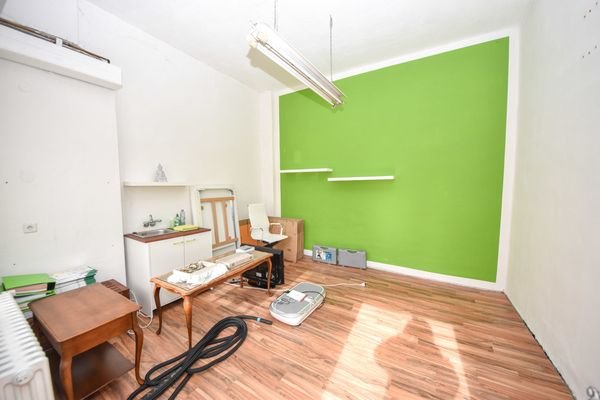 Büro Nebengebäude