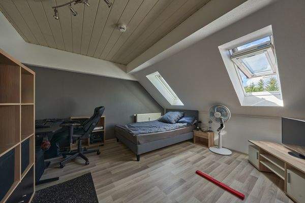 Kinder- oder Elternzimmer