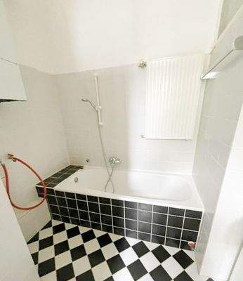 Bad (Bauhausstil) mit Oberlicht