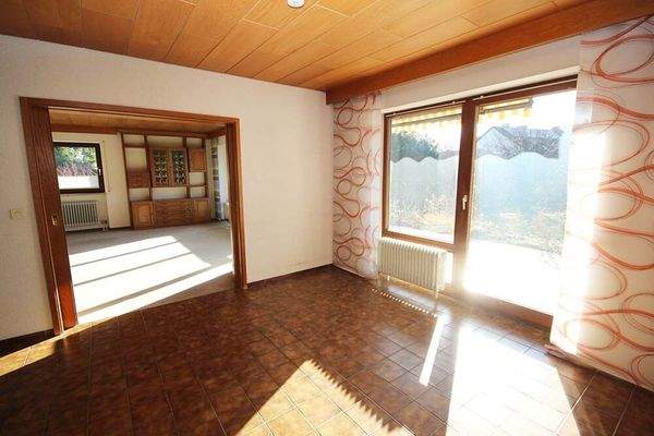 Mittelpunkt Essdiele 