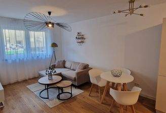 Wohn- und Essbereich