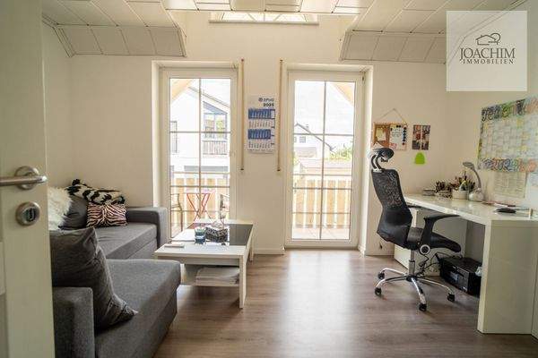 Kinderzimmer / Büro