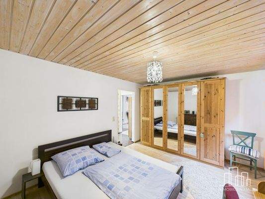 CAM02839G0-PR0320-STILL036