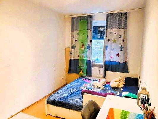 Kinder-/Gästezimmer/Büro