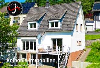 Zweifamilienhaus in ruhiger Lage von Trupbach