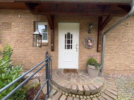 überdachter Hauseingang