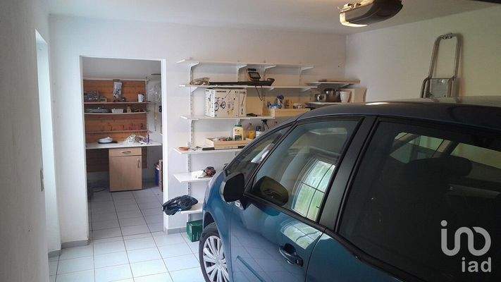Garage mit Werkstatt