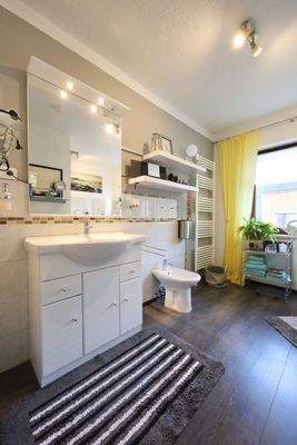 Erdgeschoss Badezimmer