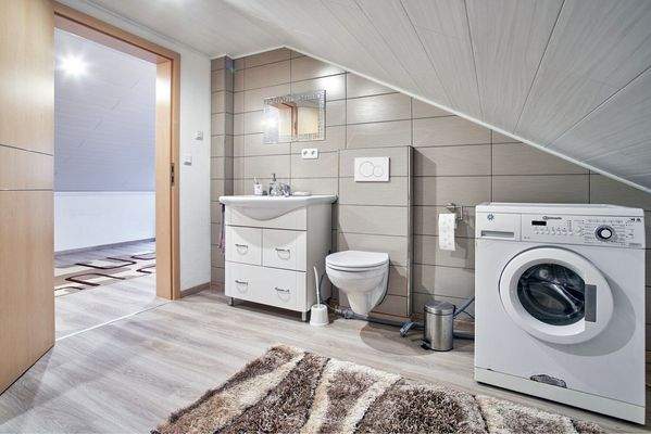 WC Dachgeschoss