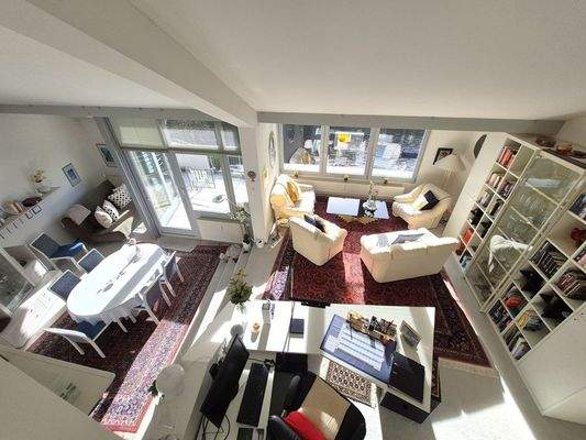 großzügiges Wohnen mit Moselblick