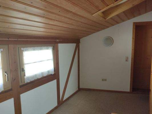 Nebengebäude 2. Raum