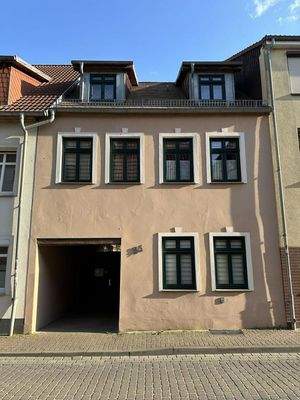 Innenstadthaus mit Hofdurchfahrt