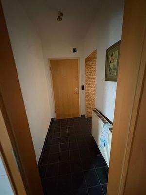 Eingangsbereich mit Fliesen