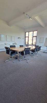 Besprechungsraum Bild 2.jpg