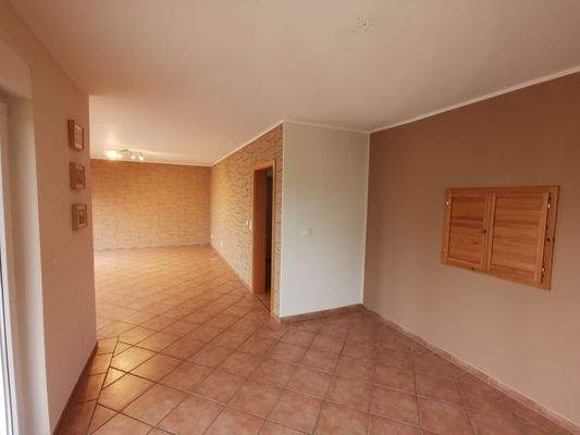 Ess- und Wohnzimmer.jpg