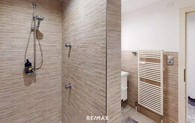 Ötztal Bahnhof - Wohnung - Badezimmer