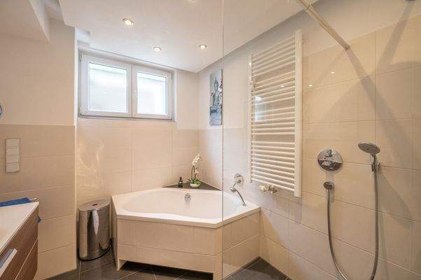 Tageslichtbad Untergeschoss