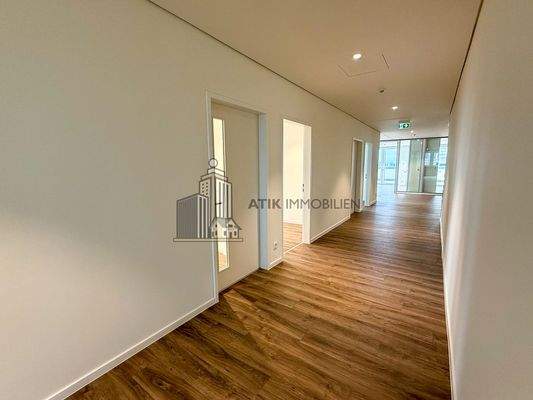 Büro- und Praxisfläche