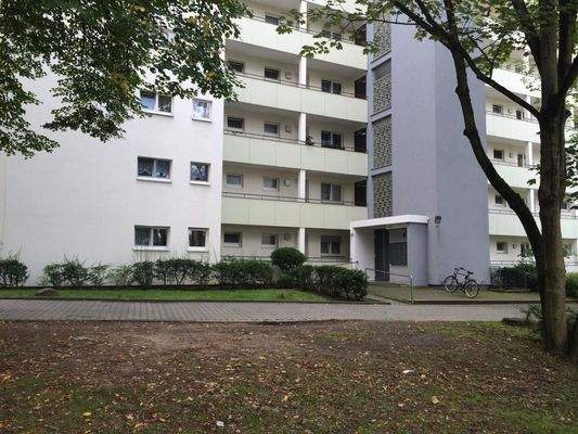 Hammarskjöldring 4 Eingang