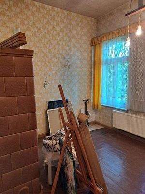 EG Zimmer mit Ofen.jpg