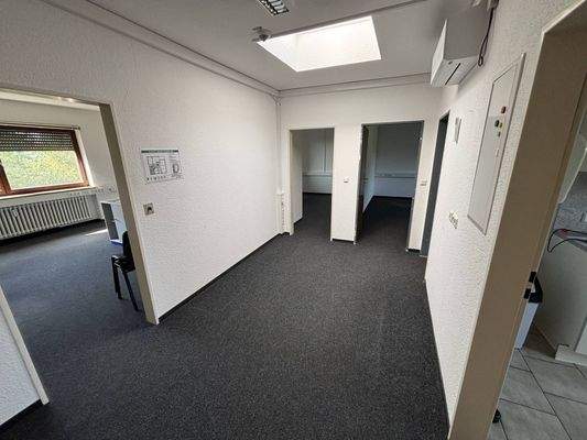 Büro - Mittlerer Gang