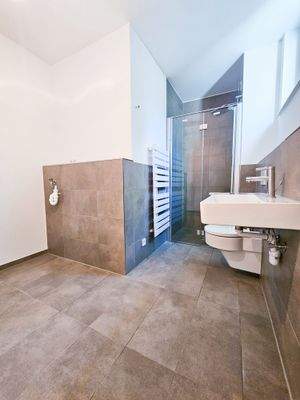 Tageslicht-Badezimmer