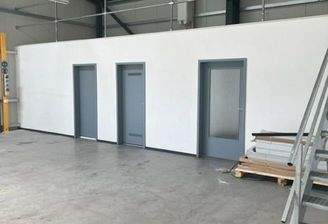 Hallenbau Geschäftsfläche  Lager gross 11.jpg