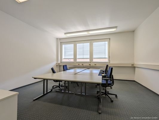 Büro 1