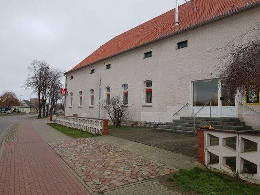 Bereich vor dem Geschäft