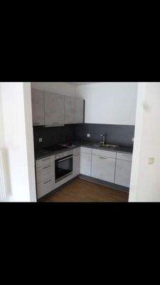 Küche mit Einbauküche