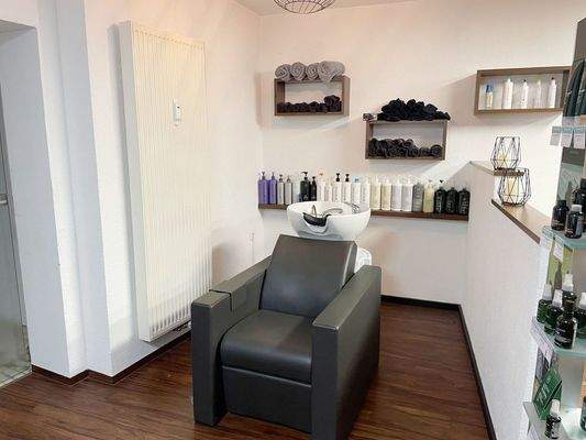 Friseursalon Erdgeschoss West