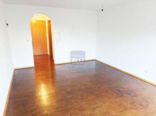 Wohn- und Schlafzimmer