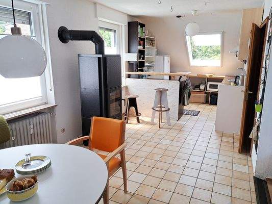 OG Esszimmer Küche.jpg