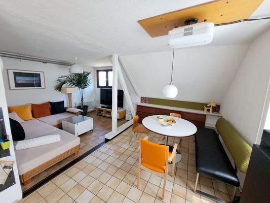 OG Esszimmer Wohnzimmer.jpg