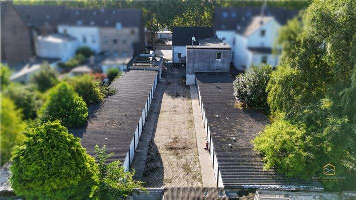 Luftaufnahme Garagenhof