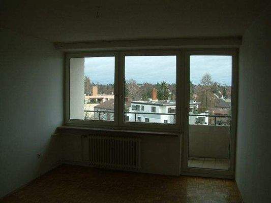 Ausbick aus dem Zimmer zum Balkon.JPG