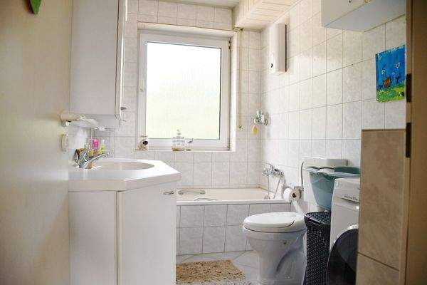 22 OG WHG4 - Tageslichtbad.JPG