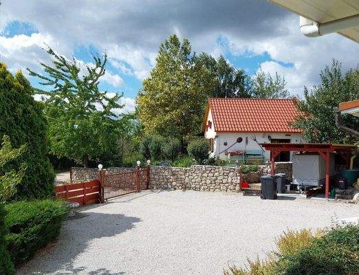 Blick vom Wohnhaus aus