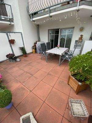 Ruhige und schöne Terrasse