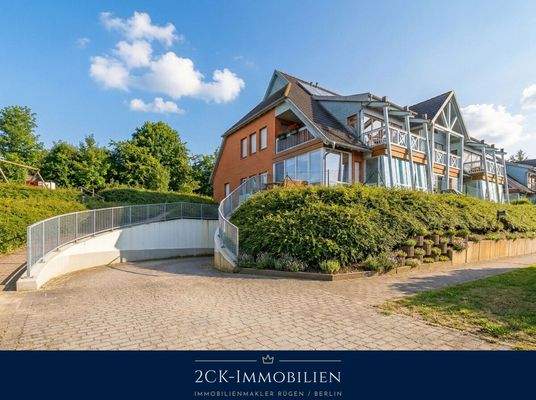 mit Tiefgaragenstellplatz