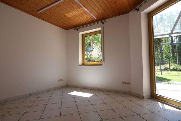 Arbeitszimmer/Gästezimmer im Erdgeschoss 