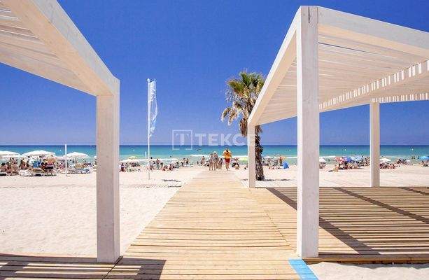 3-Bedroom Properties with Gardens and Solariums in Alicante