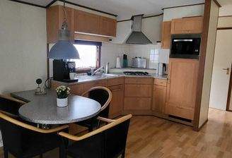 Essenbereich und Küche