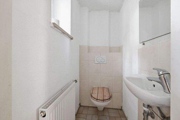 Gäste-Toilette Erdgeschoss