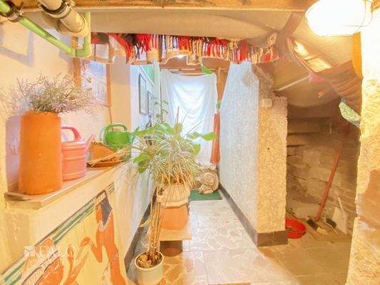 Eingangsbereich Keller