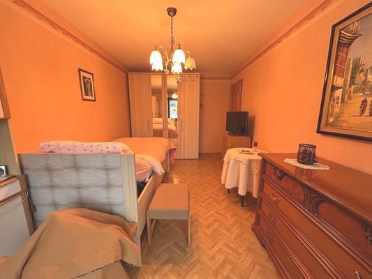 Schlafzimmer mit Balkon (Obergeschoss)