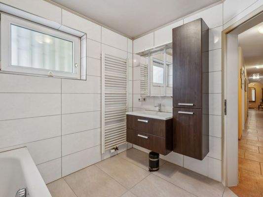 Badezimmer Erdgeschoss