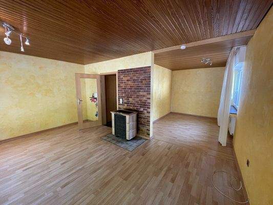 Wohnzimmer mit Essbereich