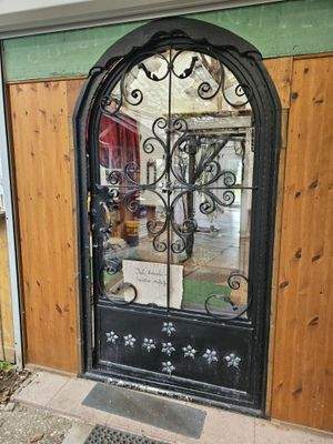 Hinterer Eingangstüre